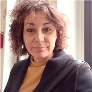 Insegnante educatrice presso scuole medie offro lezioni